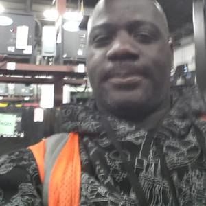 Meet your Posher, Eric